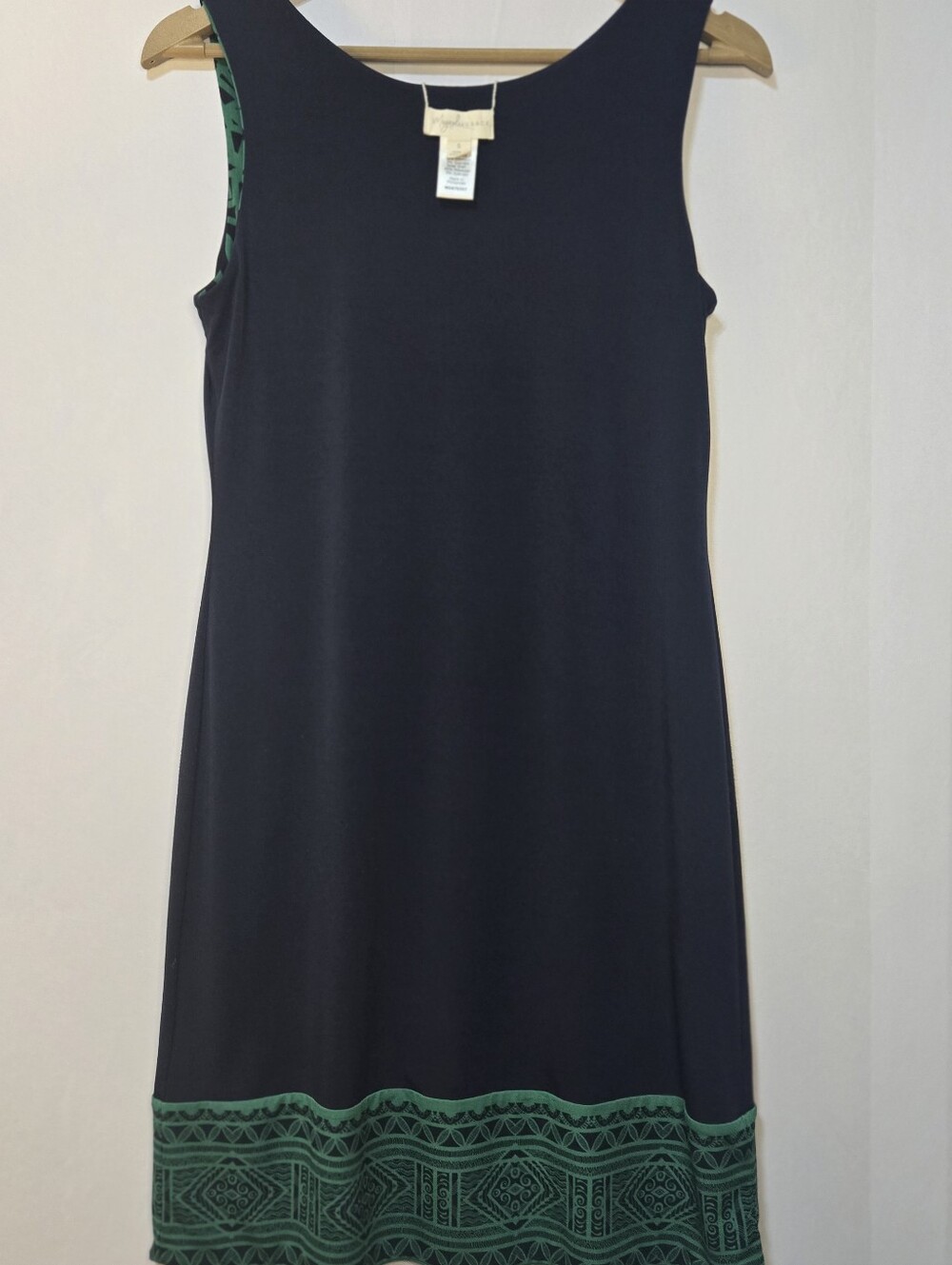 Magnolia Grace Reversable Size S, Sleeveless Strethcy dress, 2 Dresses In One! - Picture 8 of 10